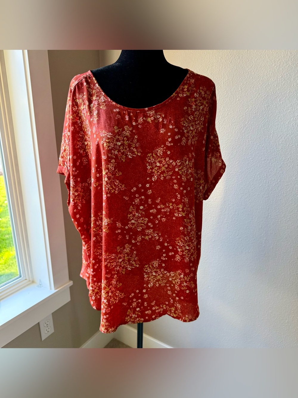 NWT Maurice’s women’s lightweight floral short sleeve blouse size 2X